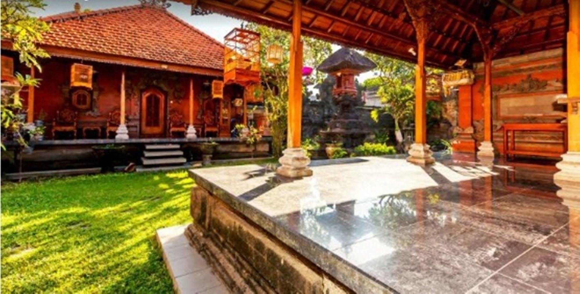 Tempat Tidur & Sarapan Karana Kuta Bali Kuta (Bali)
